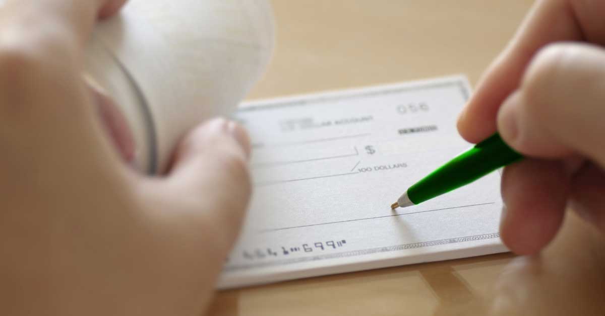 How to Sign/Endorse a Check Over to Someone Else | Huntington Bank