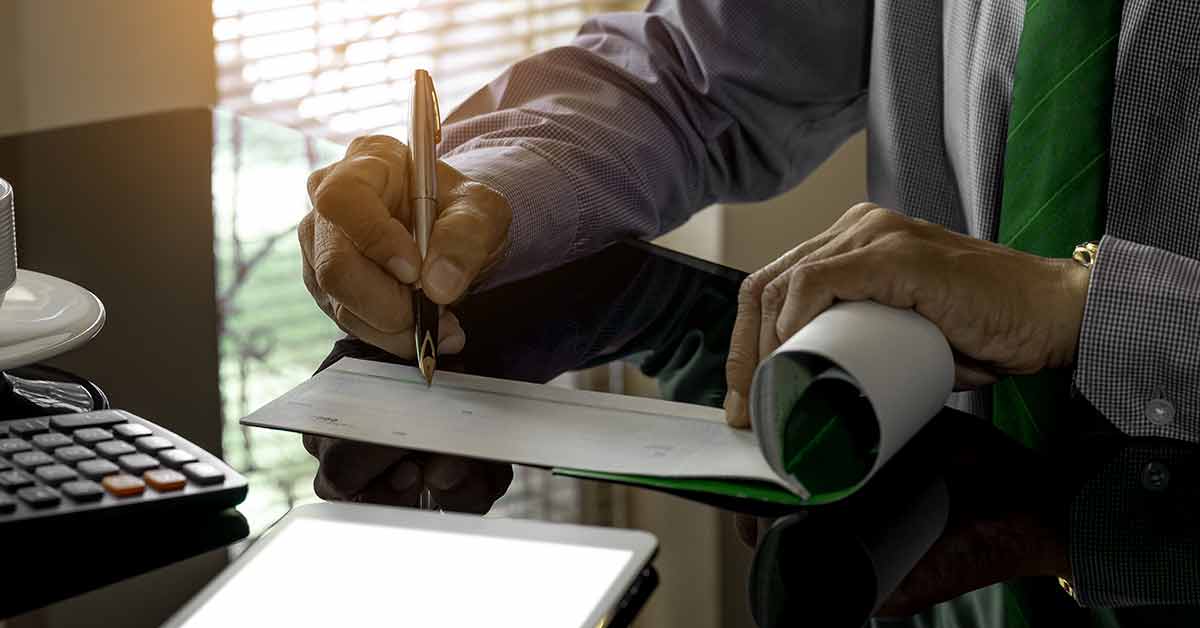 Money order: how to do it and money limit